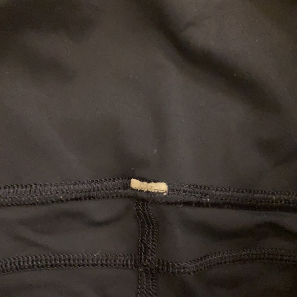 Lululemon Fast and Free 25” Tight Navy Size 2 - Picture 3 of 5